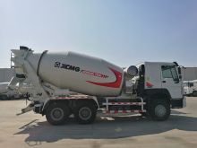 XCMG Concrete Mixers Machines 12 Cubic Meters Concrete Mixer Truck G12K Price